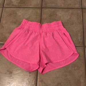 lululemon Tracker Short Size 6